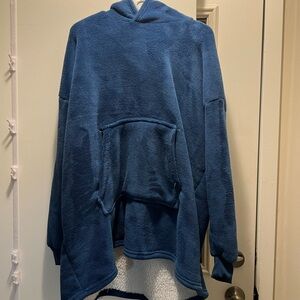 Oversized Snuggie pullover